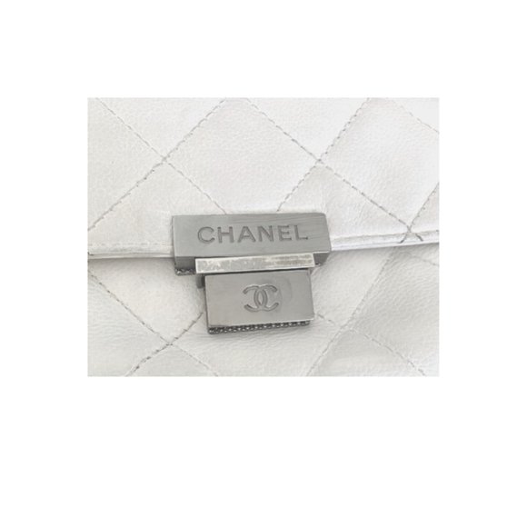 Chanel Classic Leather Accordion Flap Bag - Picture 9 of 12